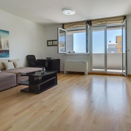 Apartment Pavic - Private Parking Задар Екстер'єр фото