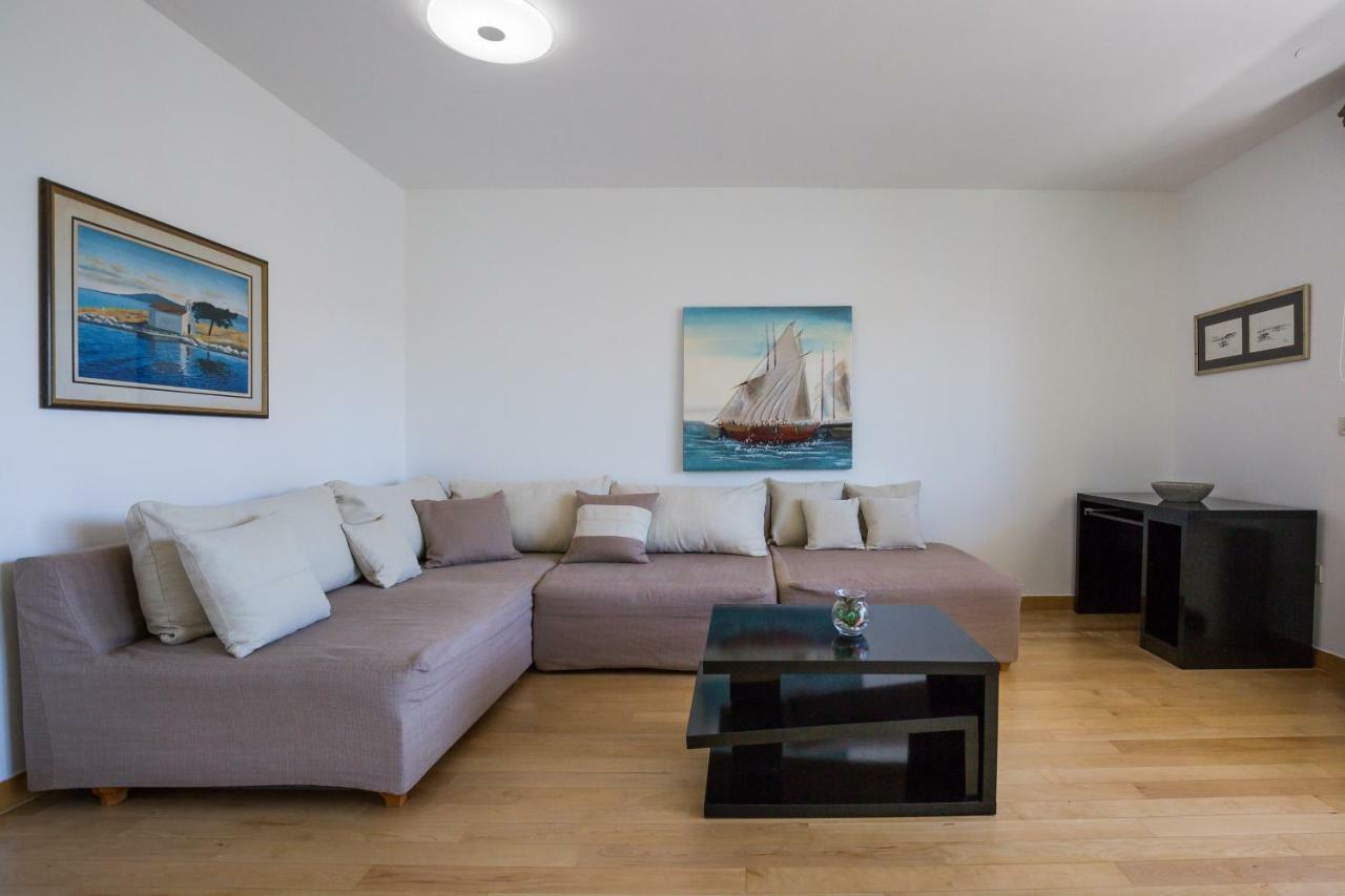 Apartment Pavic - Private Parking Задар Екстер'єр фото